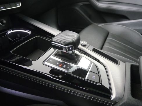 Used 2022 Audi A4 2.0T Premium Plus w/ Premium Plus Package image 25