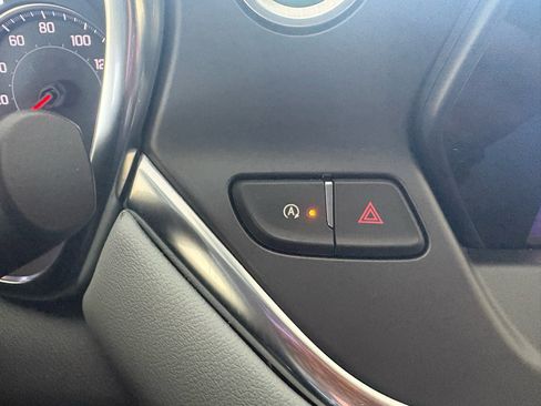 Used 2022 Chevrolet Blazer LT image 16