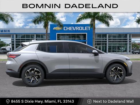 New 2026 Chevrolet Equinox EV LT FWD image 6
