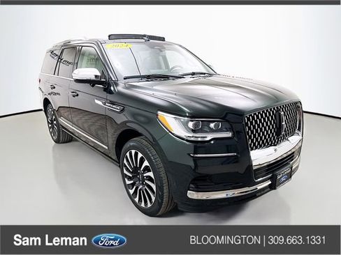Used 2024 Lincoln Navigator Black Label image 1