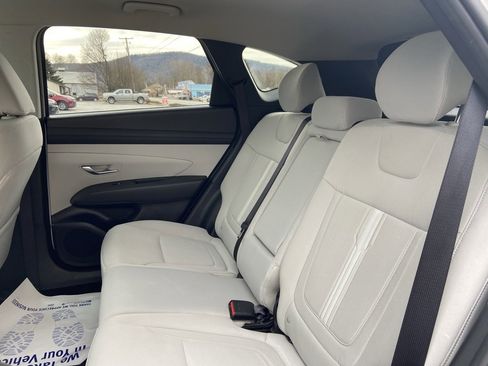 Used 2025 Hyundai Tucson SEL image 25