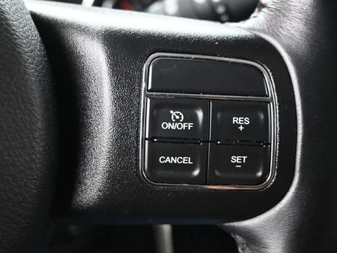 Used 2017 Jeep Wrangler Unlimited Rubicon AWD/4WD image 16