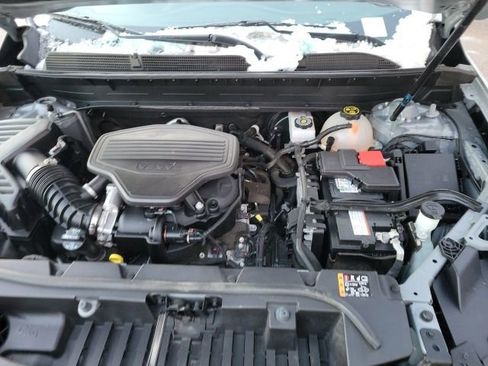 Used 2023 GMC Acadia AT4 image 33