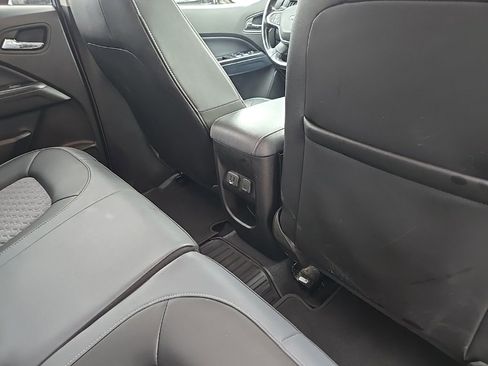 Used 2020 Chevrolet Colorado Z71 image 86