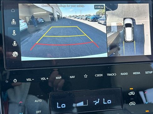 New 2024 Hyundai Tucson Limited image 17