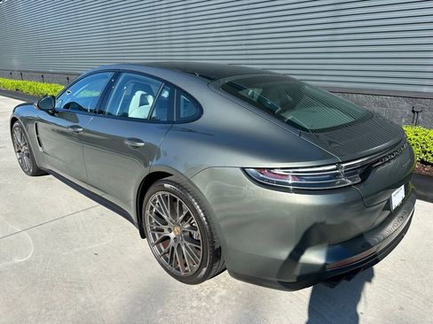 Used 2023 Porsche Panamera Platinum Edition image 3