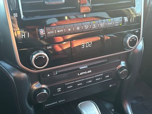 Used 2023 Lexus GX 460 Premium image 27