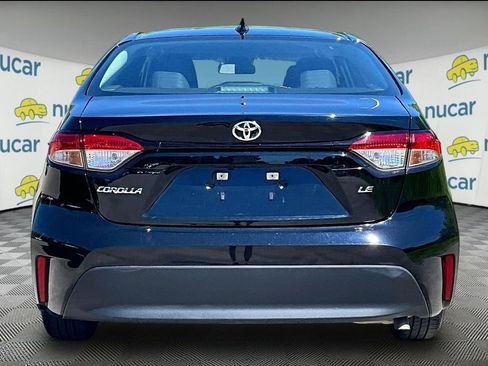 Used 2024 Toyota Corolla LE FWD image 5