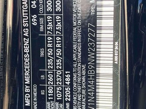 Used 2022 Mercedes-Benz GLB 250 GLB 250 w/ AMG Line image 20