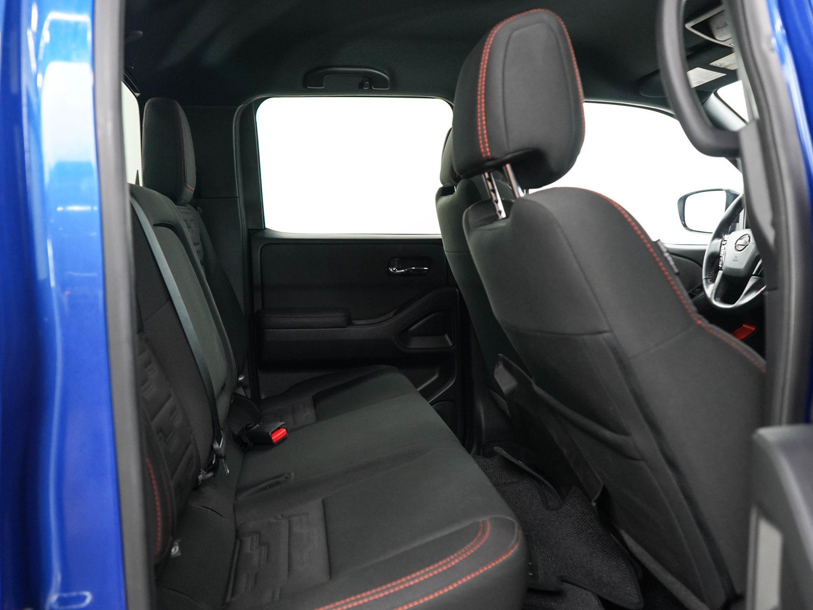 Used 2024 Nissan Frontier PRO-4X w/ Technology Package AWD/4WD image 12