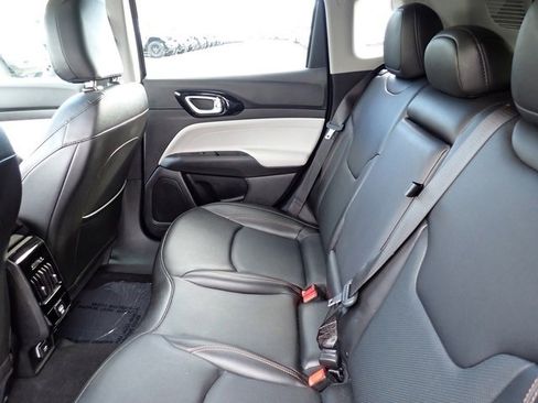 Certified 2022 Jeep Compass Limited image 14