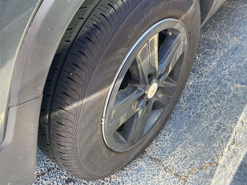 Used 2021 Chevrolet Trax LS w/ Tint and Cruise Package FWD image 8