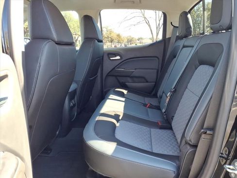 Used 2022 Chevrolet Colorado Z71 image 24