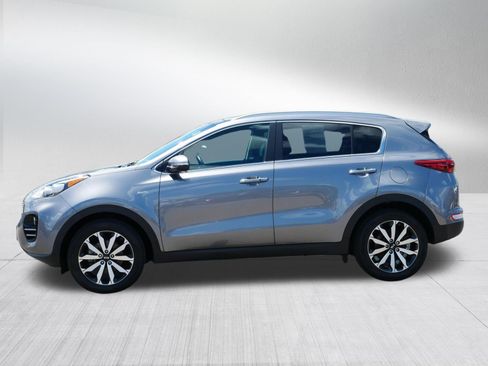 Used 2017 Kia Sportage EX w/ EX Technology Package AWD/4WD image 4