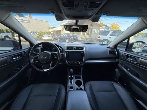Used 2019 Subaru Outback 2.5i Limited w/ Popular Package #2 AWD/4WD image 18