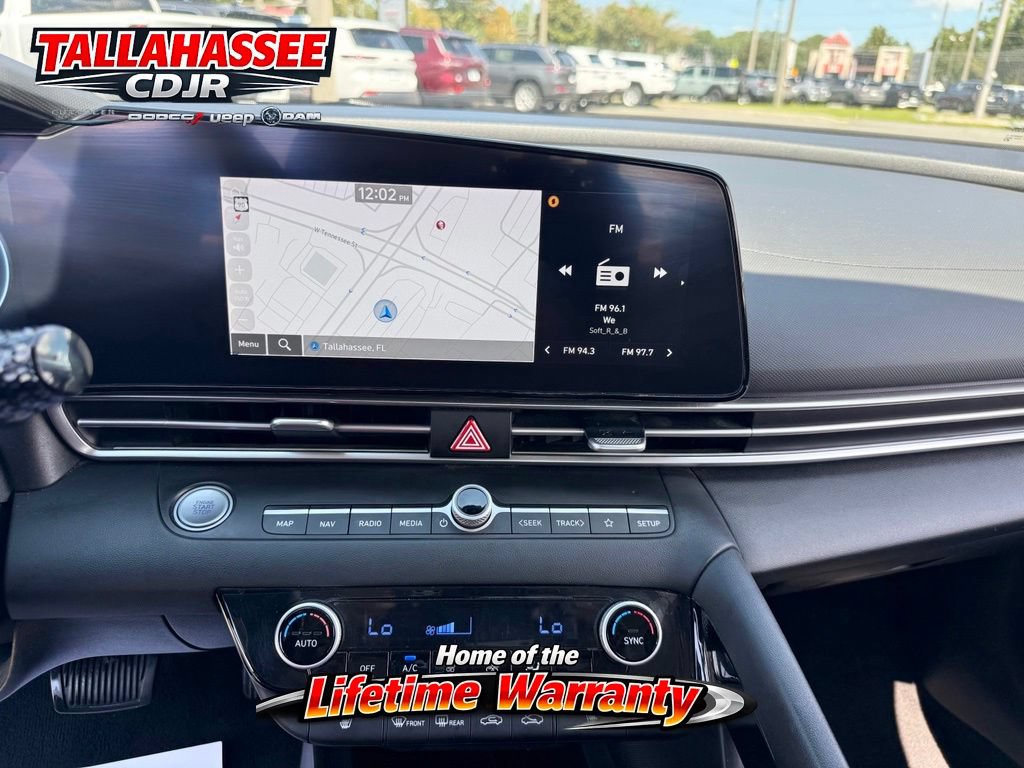 Used 2024 Hyundai Elantra Limited FWD image 25