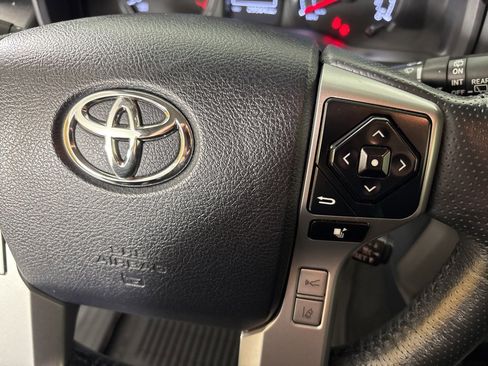Used 2023 Toyota 4Runner SR5 Premium image 22