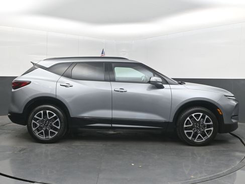 Used 2025 Chevrolet Blazer RS FWD image 10