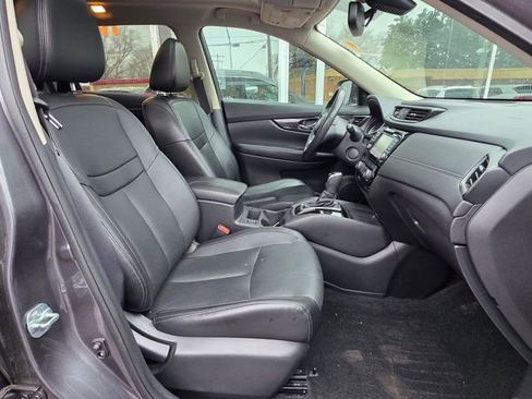 Used 2017 Nissan Rogue SL w/ SL Premium Package image 12