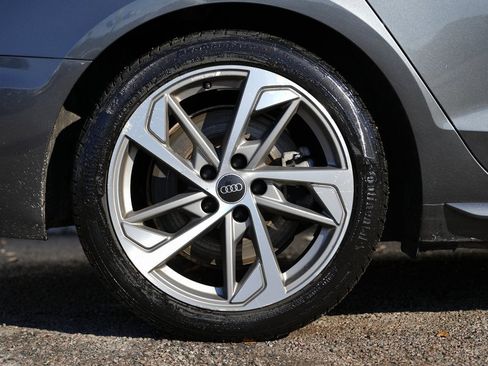 Used 2021 Audi A4 2.0T Premium Plus w/ Premium Plus Package image 11