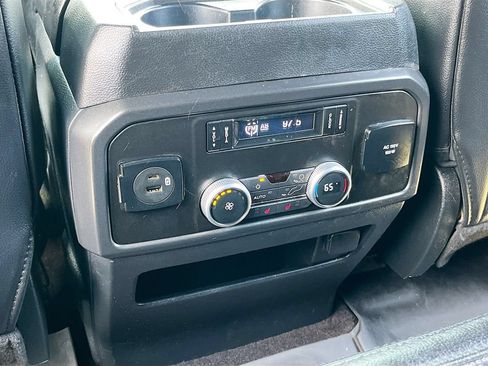 Used 2021 Ford Expedition Max Limited RWD image 27