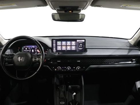 Used 2025 Honda Accord EX-L image 15