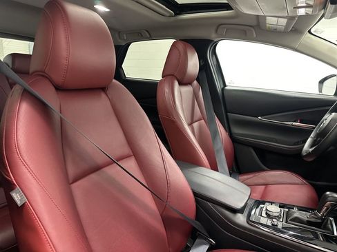 Certified 2025 MAZDA CX-30 AWD 2.5 S w/ Preferred Package image 23