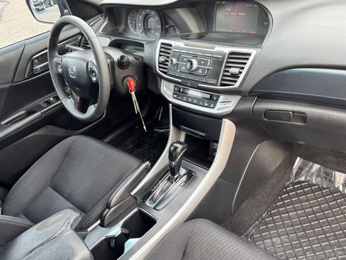 Used 2015 Honda Accord Sport image 11