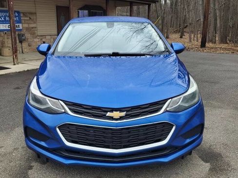 Used 2016 Chevrolet Cruze LT w/ Convenience Package FWD image 9