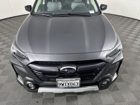 Used 2025 Subaru Outback Limited image 12