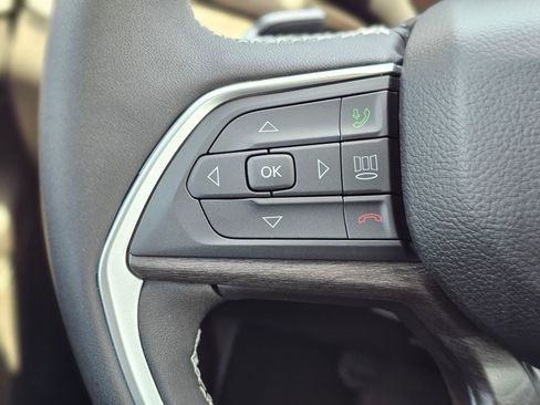 New 2026 Jeep Grand Cherokee Altitude RWD image 16