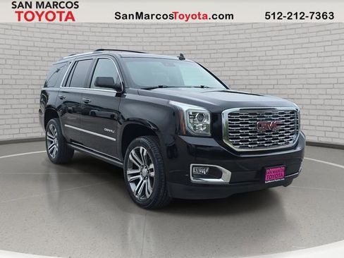 Used 2018 GMC Yukon Denali w/ Denali Ultimate Package RWD image 3