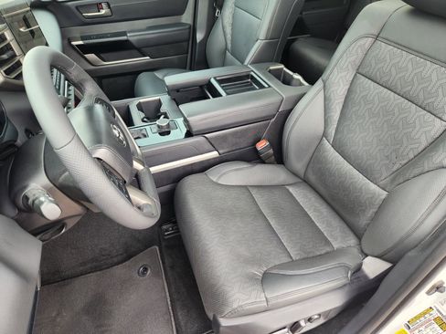 Used 2025 Toyota Tundra Limited w/ Power Package RWD image 12