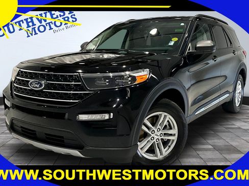 Used 2023 Ford Explorer XLT w/ Equipment Group 202A AWD/4WD image 1