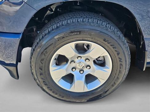 Used 2024 RAM 1500 Big Horn AWD/4WD image 21