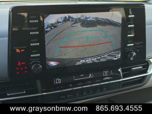 Used 2024 Toyota Sienna LE FWD image 26