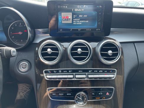 Used 2019 Mercedes-Benz C 300 4MATIC Sedan image 31