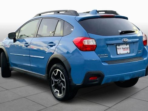 Used 2017 Subaru Crosstrek 2.0i Limited w/ Popular Package #2 image 11