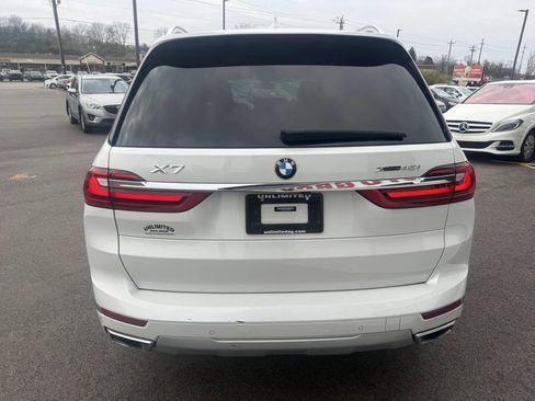 Used 2021 BMW X7 xDrive40i w/ Parking Assistance Package image 9
