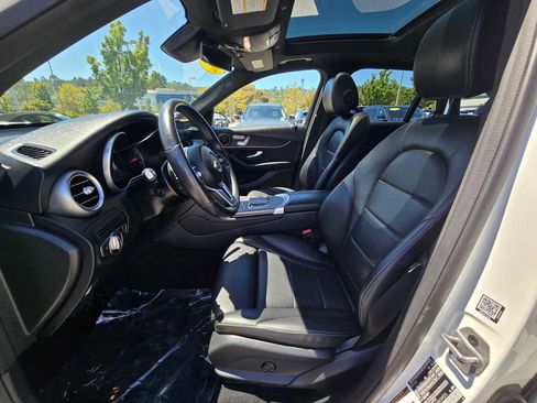 Used 2022 Mercedes-Benz GLC 300 image 21
