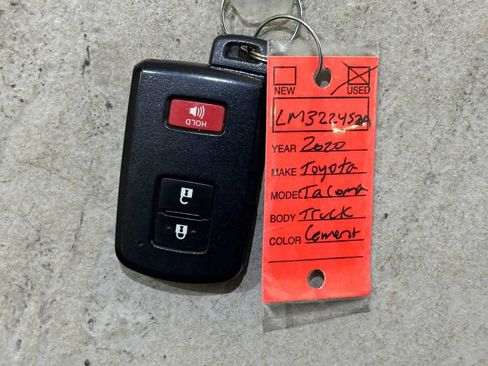 Certified 2020 Toyota Tacoma TRD Off-Road image 31