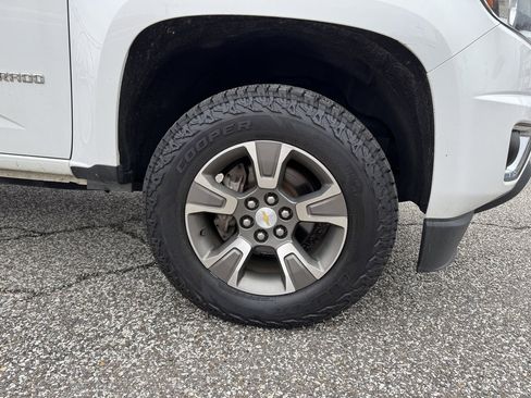 Used 2019 Chevrolet Colorado Z71 image 9