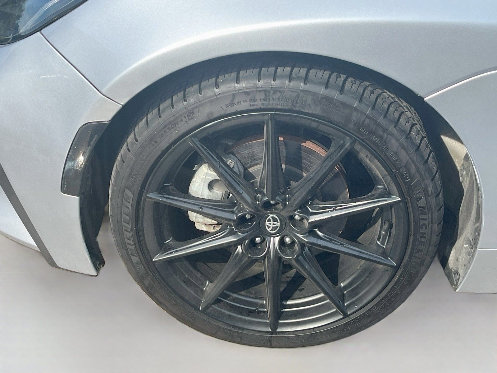 Used 2024 Toyota GR86 Premium RWD image 30