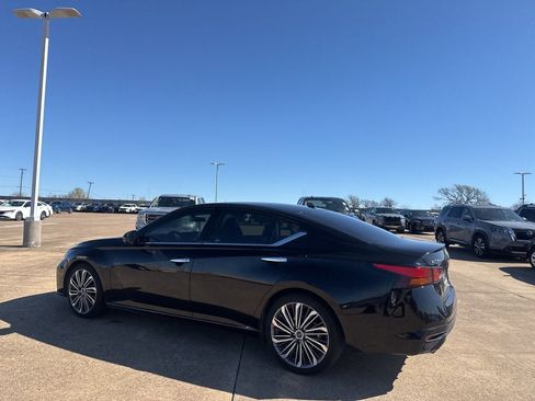 Certified 2023 Nissan Altima 2.5 SL image 16