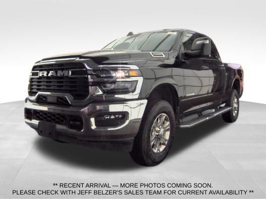 Used 2025 RAM 2500 Big Horn AWD/4WD image 1