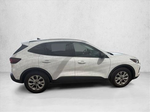 Used 2025 Ford Escape Active FWD image 6