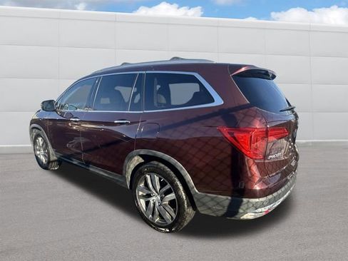 Used 2016 Honda Pilot Elite image 2