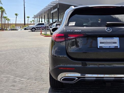 Certified 2026 Mercedes-Benz GLC 300 image 11