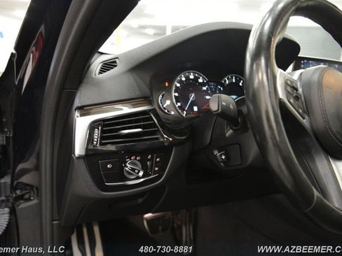 Used 2019 BMW 540i w/ M Sport Package RWD image 27