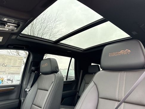 New 2026 Chevrolet Tahoe High Country image 16